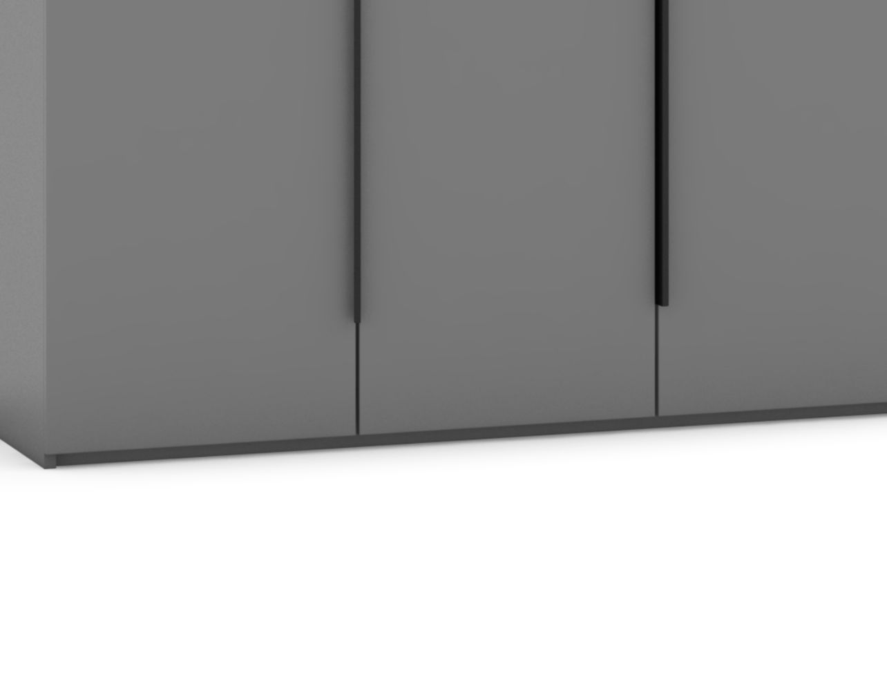 Заниженный цоколь - удлиненные фасады придают шкафу законченный внешний вид