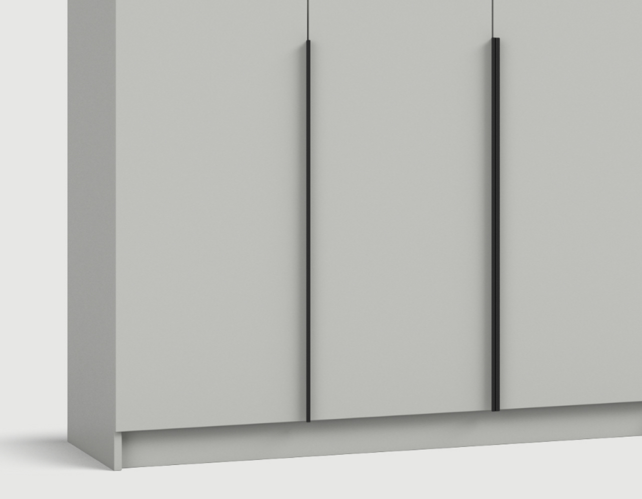 Удлинённые металлические ручки подчёркивают современный характер мебели 