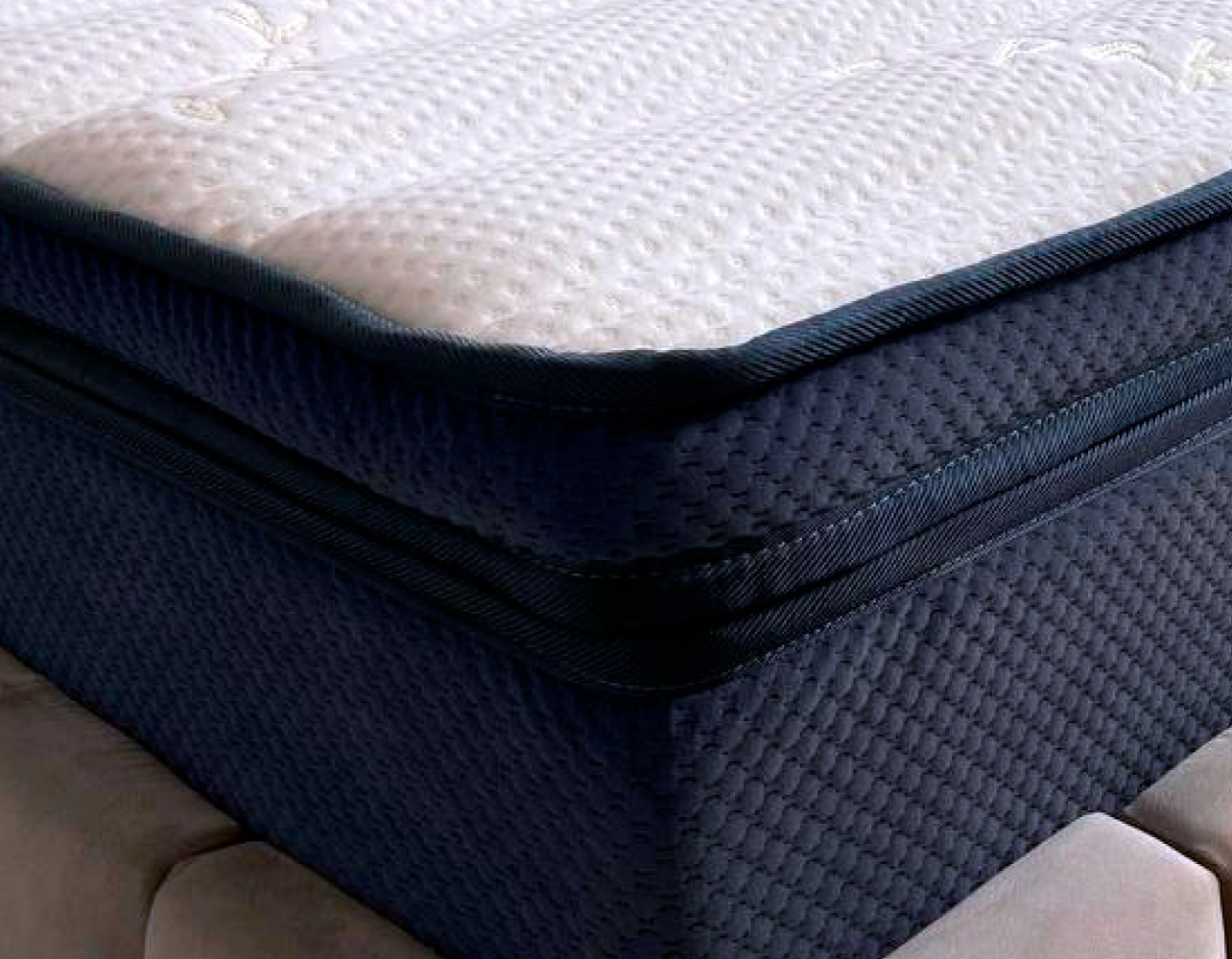 Интегрированный топпер B-TOP — это ключевой элемент нашего матраса, который гарантирует отличное сочетание удобства и поддержки. Включает в себя наполнители MEMORY COOL и CARBONEFOAM, обеспечивая высокую степень интеграции с матрасом, что предотвращает смещение и обеспечивает непрерывный комфорт.